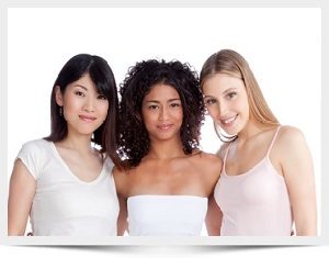 three women who are breast cancer free